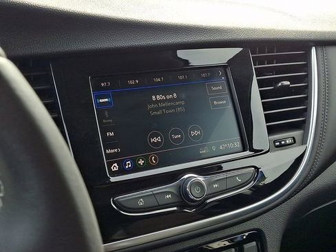 Used 2021 Buick Encore Preferred w/ Safety Package image 16