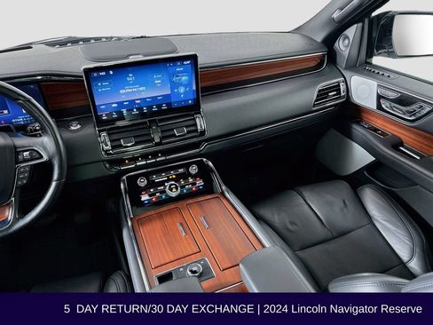 Used 2024 Lincoln Navigator Reserve AWD/4WD image 31