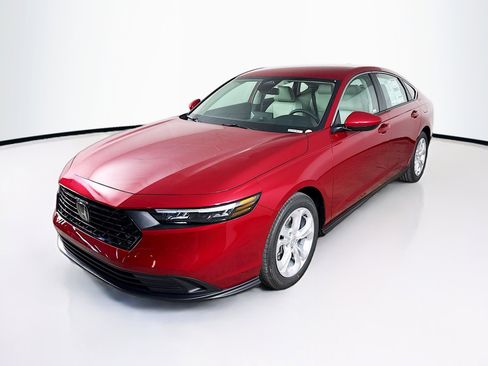 New 2025 Honda Accord LX image 4