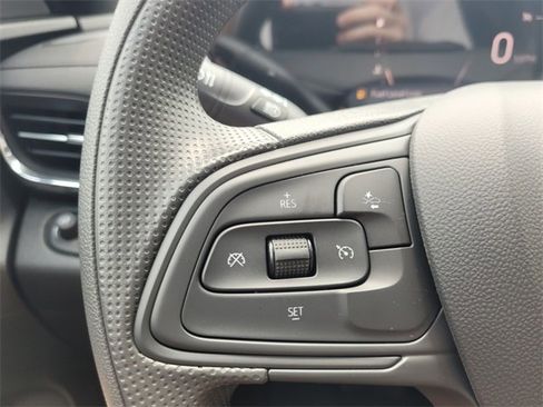 New 2025 Buick Envista Preferred image 25