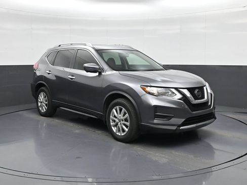 Used 2018 Nissan Rogue SV w/ Premium Package AWD/4WD image 1