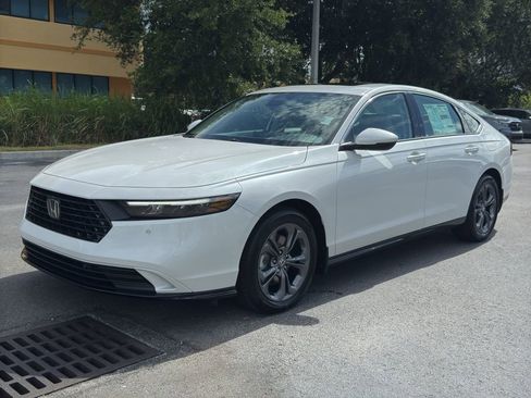 New 2025 Honda Accord EX-L image 3