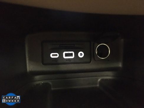 Used 2024 Chevrolet Equinox Premier image 27