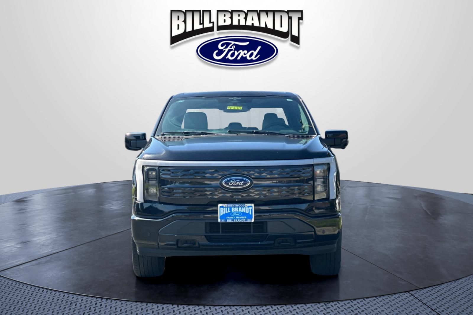 Used 2023 Ford F150 Lightning Platinum AWD/4WD image 8