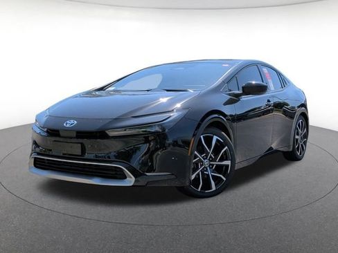 New 2026 Toyota Prius Plug-In Hybrid FWD image 1