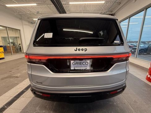 New 2026 Jeep Grand Wagoneer Limited AWD/4WD image 7