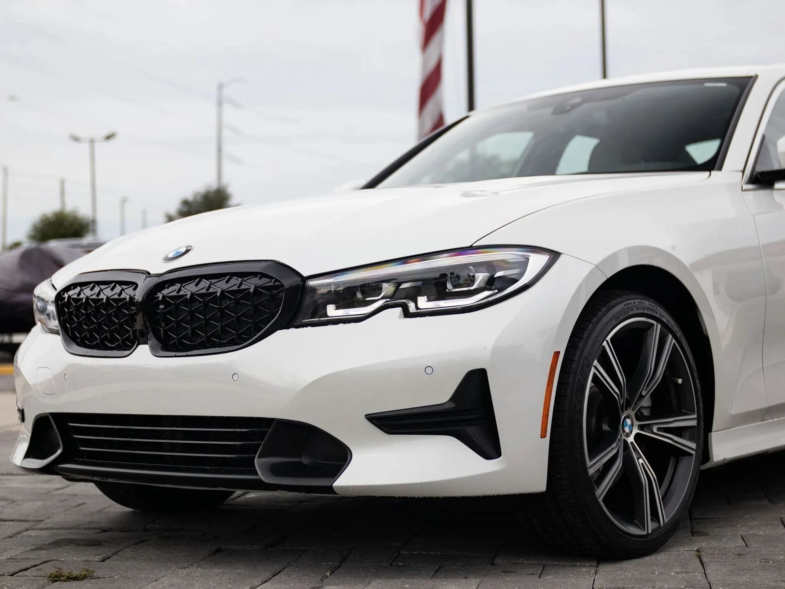 Used 2021 BMW 330i Sedan w/ Convenience Package RWD image 5