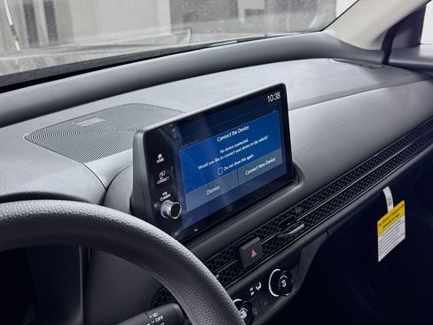 Used 2026 Honda HR-V LX image 9