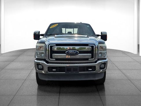 Used 2011 Ford F250 Lariat w/ Lariat Ultimate Pkg AWD/4WD image 2