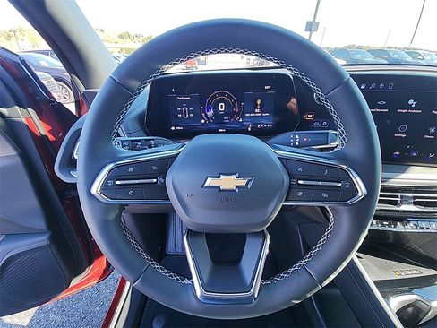 New 2026 Chevrolet Traverse LT image 17