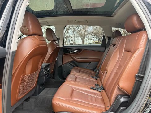 Used 2018 Audi Q7 3.0T Premium Plus image 12