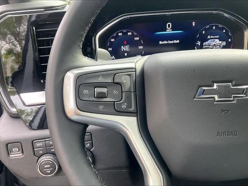 Used 2026 Chevrolet Silverado 1500 RST AWD/4WD image 38