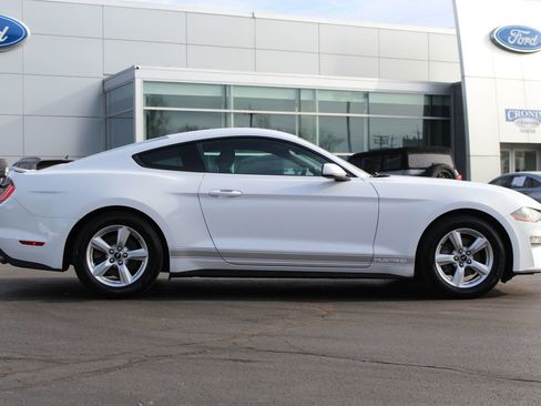 Used 2018 Ford Mustang EcoBoost image 6