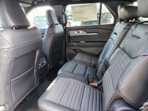 New 2026 Ford Explorer ST-Line w/ ST-Line Street Pack AWD/4WD image 16