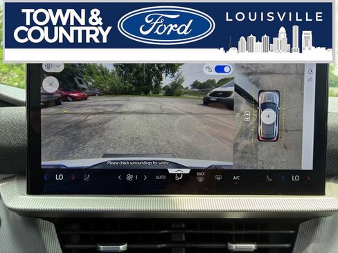 Used 2025 Ford Explorer ST-Line w/ ST-Line Street Pack AWD/4WD image 18