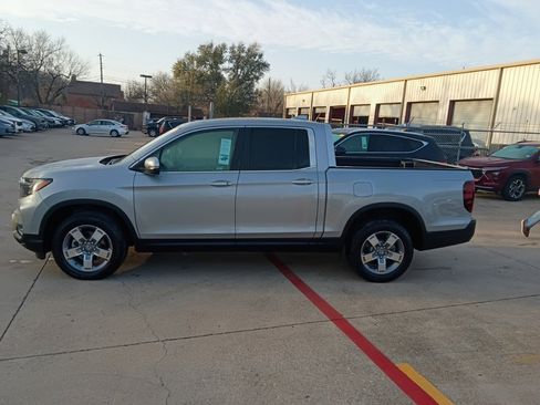 Used 2025 Honda Ridgeline RTL image 4