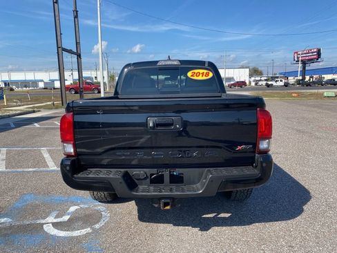 Used 2018 Toyota Tacoma SR5 image 4