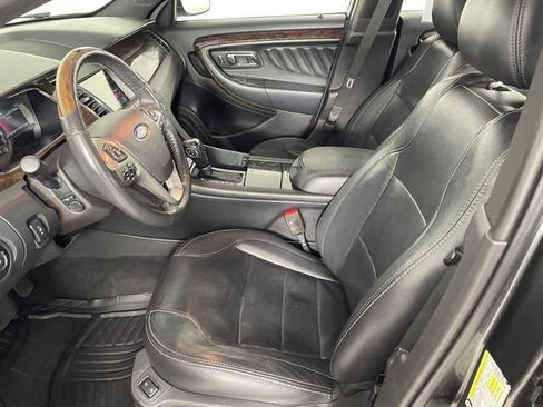 Used 2018 Ford Taurus Limited FWD image 2