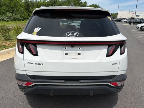 Used 2023 Hyundai Tucson SEL w/ Convenience Package AWD/4WD image 2