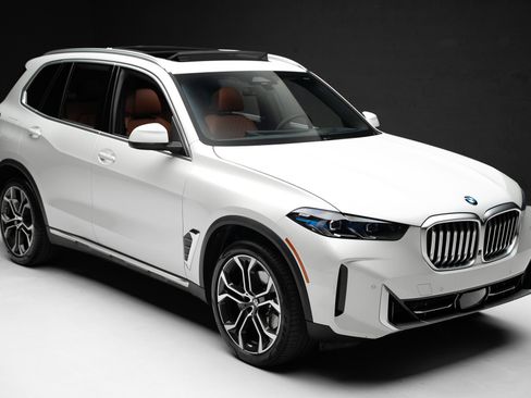 Used 2024 BMW X5 sDrive40i w/ Premium Package RWD image 41