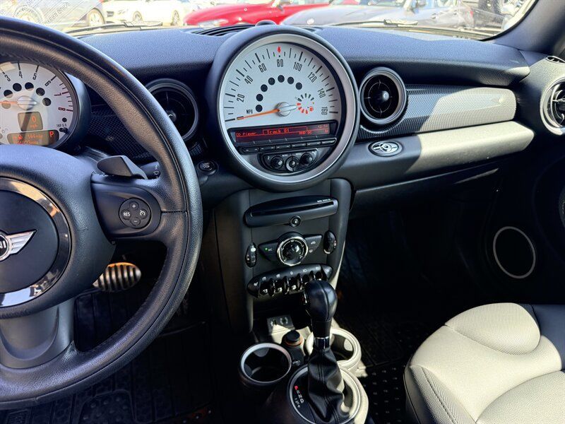 Used 2013 MINI Cooper S FWD image 19