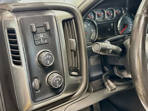 Used 2019 Chevrolet Silverado 2500 LTZ w/ Midnight Edition AWD/4WD image 10