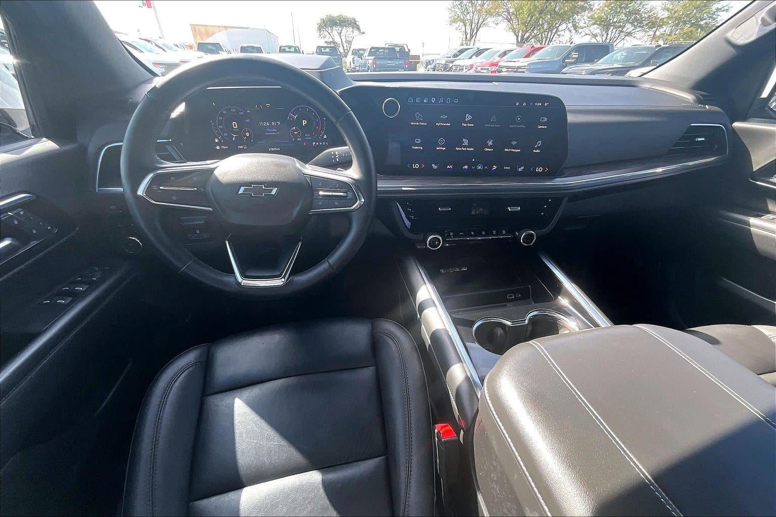 Used 2025 Chevrolet Tahoe Z71 w/ Z71 Off-Road Package AWD/4WD image 16
