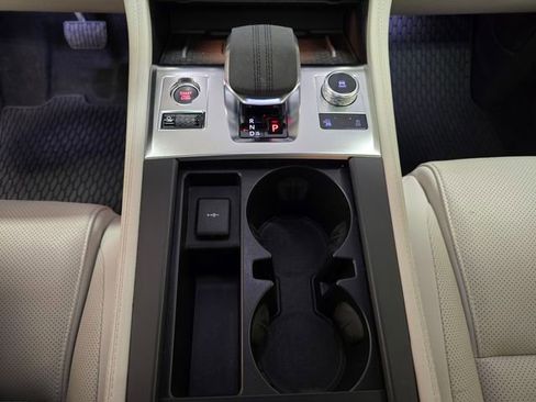 Used 2023 Jaguar F-PACE S image 28