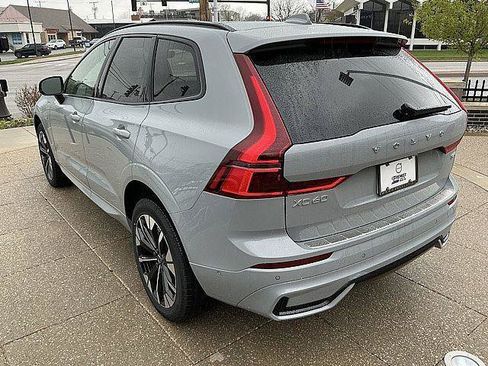 New 2026 Volvo XC60 T8 Plus w/ Protection Package Premier AWD/4WD image 10