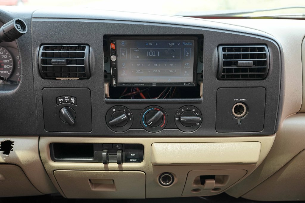 Used 2005 Ford F350 XLT AWD/4WD image 24