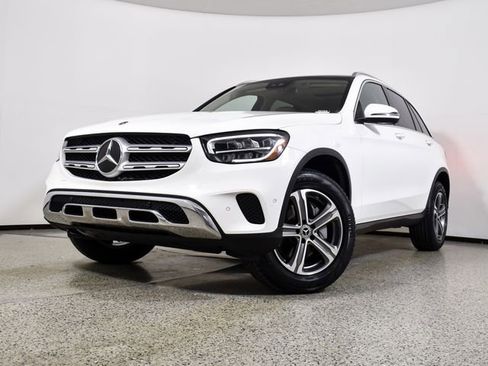 Certified 2022 Mercedes-Benz GLC 300 4MATIC w/ Premium Package Lite image 2