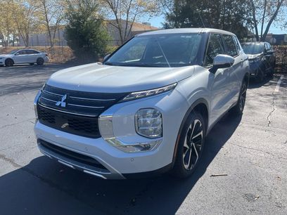 Used 2024 Mitsubishi Outlander SE