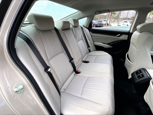 Used 2020 Honda Accord Touring image 20