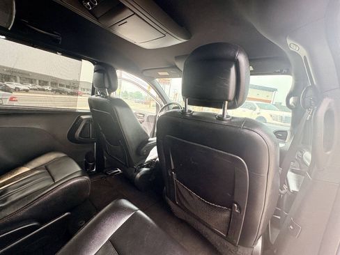 Used 2018 Dodge Grand Caravan GT FWD image 28