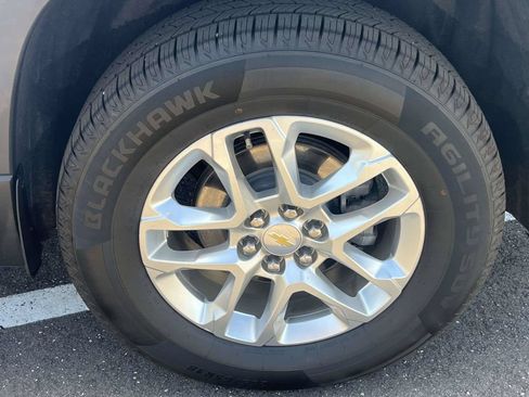 Used 2020 Chevrolet Traverse LS FWD image 9
