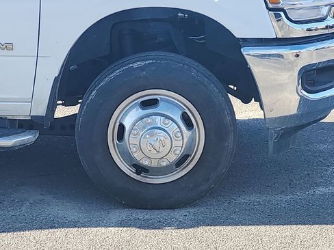 Certified 2024 RAM 3500 Big Horn image 24