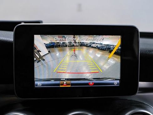 Used 2017 Mercedes-Benz GLC 300 300 Luxury w/ Premium 1 Package image 20