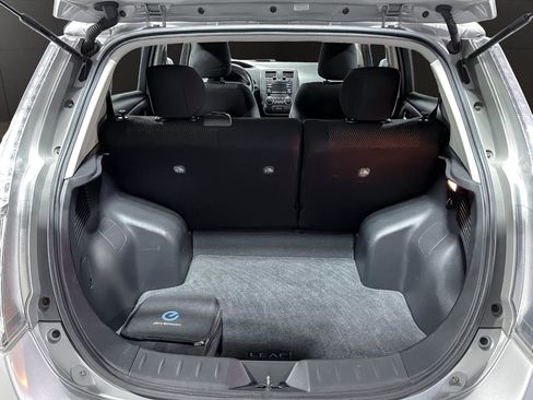 Used 2015 Nissan Leaf S w/ Charge Package FWD image 21