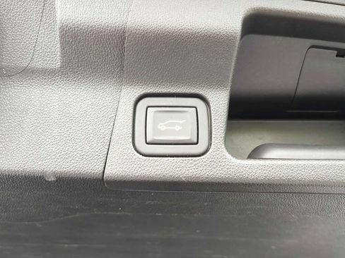 Used 2023 GMC Acadia SLE w/ Driver Convenience Package AWD/4WD image 28