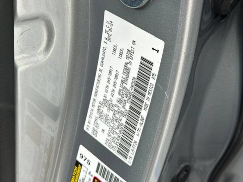 Used 2024 Toyota Tacoma SR5 AWD/4WD image 28