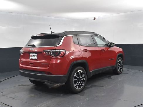 Used 2024 Jeep Compass Limited image 9