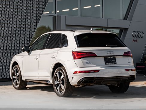 Certified 2023 Audi Q5 2.0T Prestige w/ Prestige Package AWD/4WD image 5