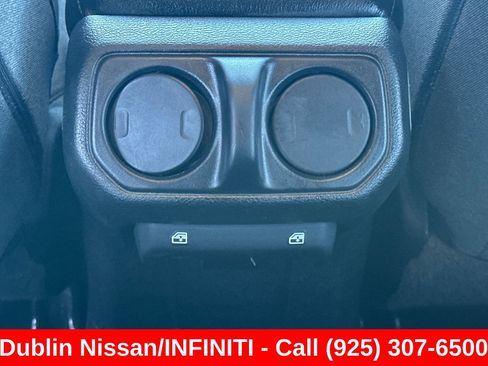 Used 2024 Jeep Wrangler Unlimited AWD/4WD image 45