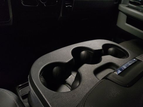 Used 2018 RAM 1500 Big Horn RWD image 26