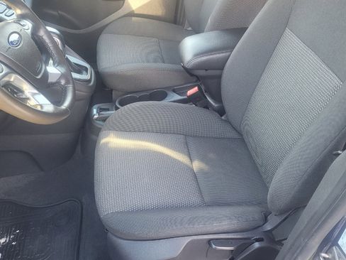 Used 2018 Ford Transit Connect XL image 11