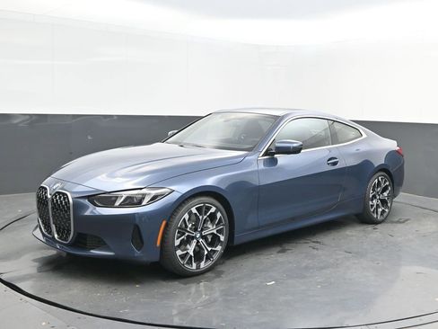 New 2026 BMW 430i Coupe w/ Premium Package image 1