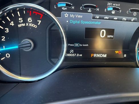 Used 2019 Ford F150 Lariat w/ Equipment Group 502A Luxury image 17