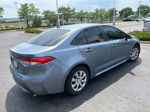 Used 2020 Toyota Corolla LE FWD image 4