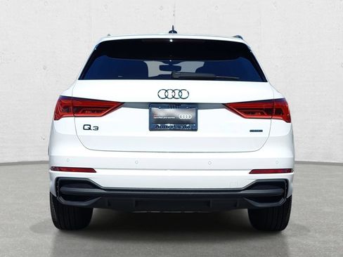 Certified 2025 Audi Q3 2.0T Premium w/ Convenience Package AWD/4WD image 6