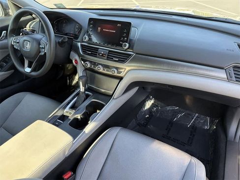 Used 2018 Honda Accord LX image 41